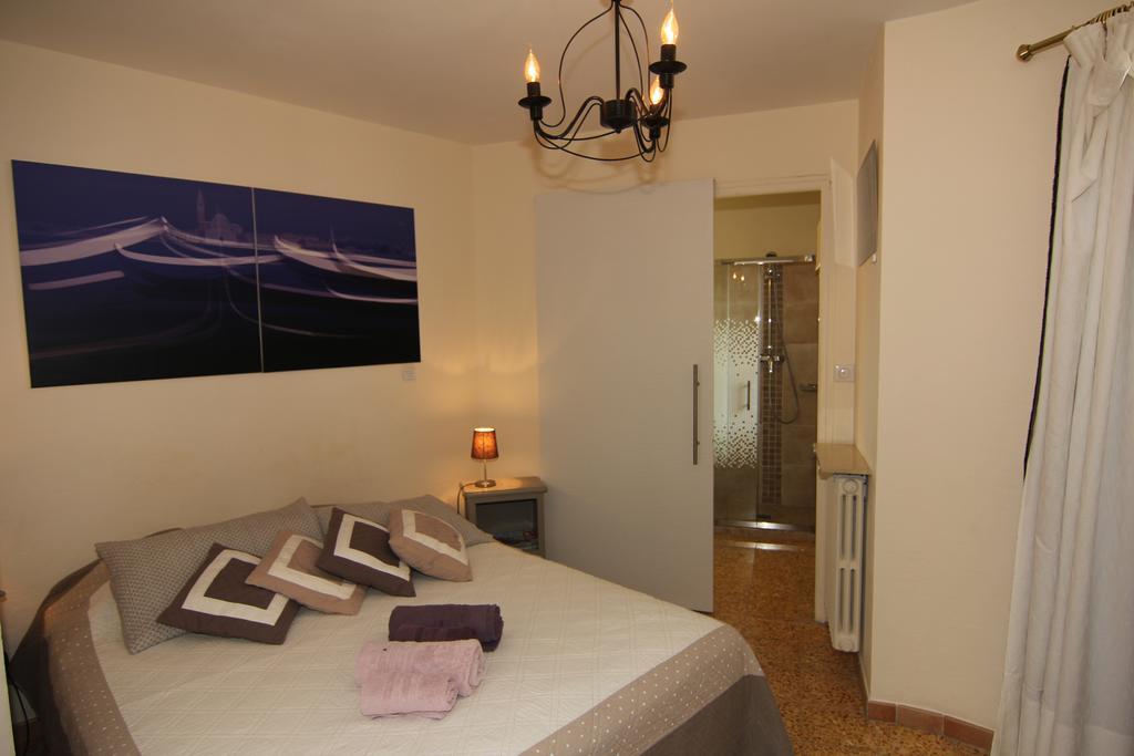 La Tourrette Bed & Breakfast Tourrettes-sur-Loup Bagian luar foto