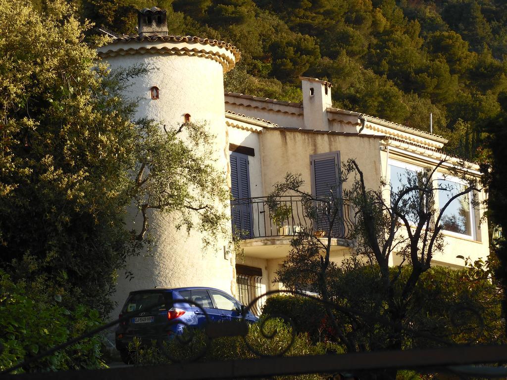La Tourrette Bed & Breakfast Tourrettes-sur-Loup Bagian luar foto